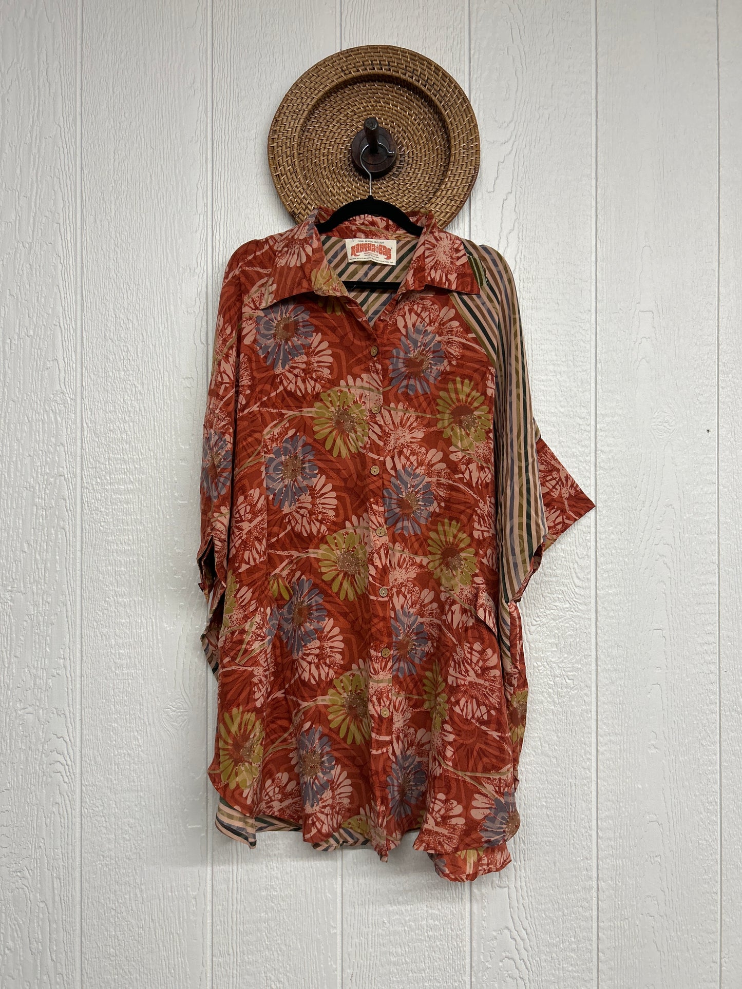 Crepe Sari Free To Be Button Down 0626 246