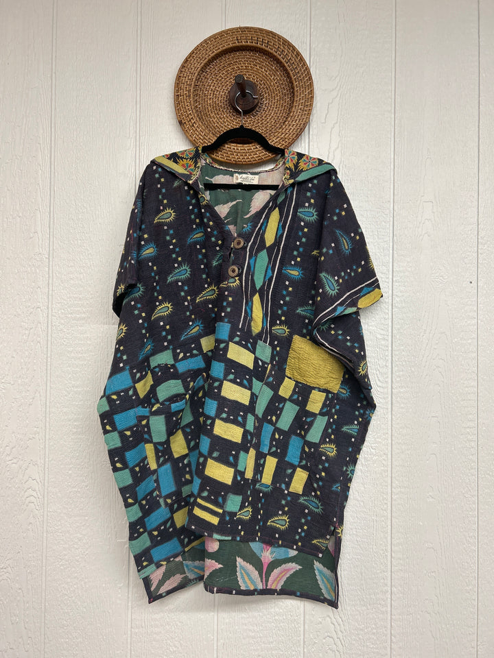 Peace + Love Poncho 0325 243