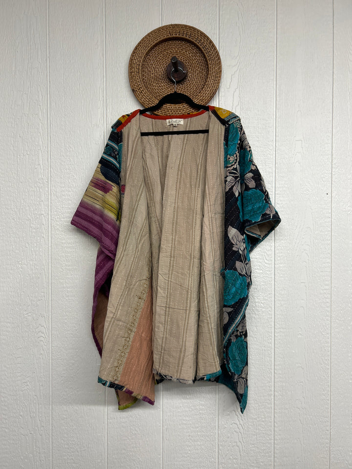 Wanderlust Poncho 0425 269