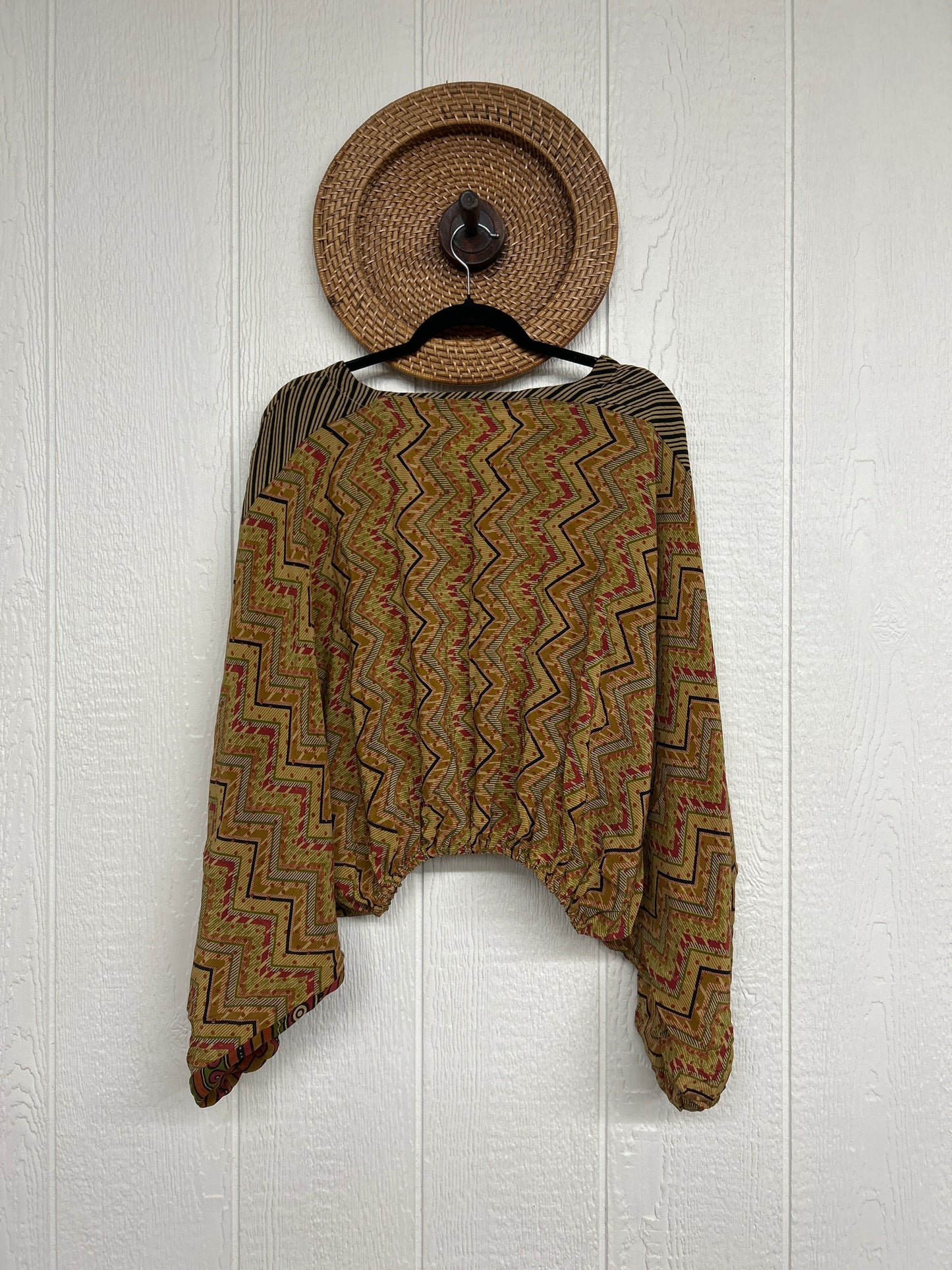 Crepe Sari Luna Crop Top 0126 087