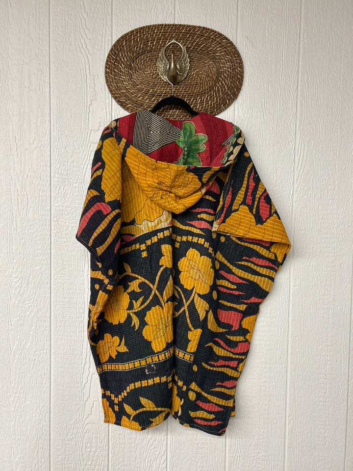 Peace + Love Poncho 0325 010