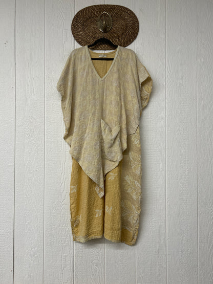 Alchemi Kantha Surrender Hi Lo Poncho 0826 001