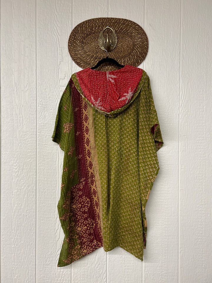 Peace and Love Poncho 0425 134