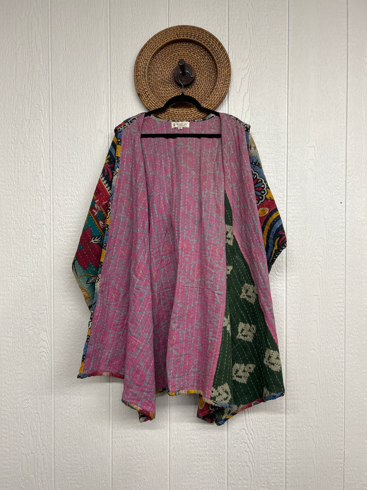 Wanderlust Poncho 0425 272