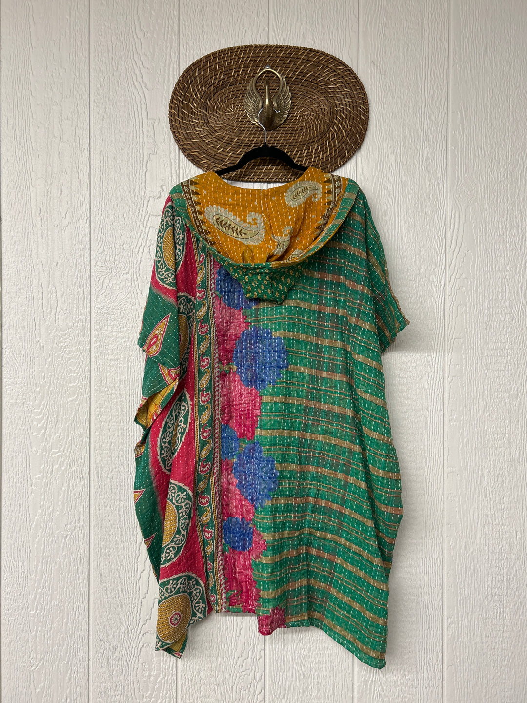 Peace and Love Poncho 0425 137