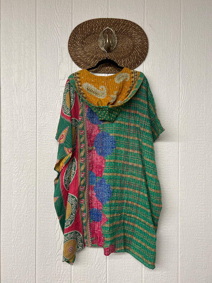 Peace and Love Poncho 0425 137
