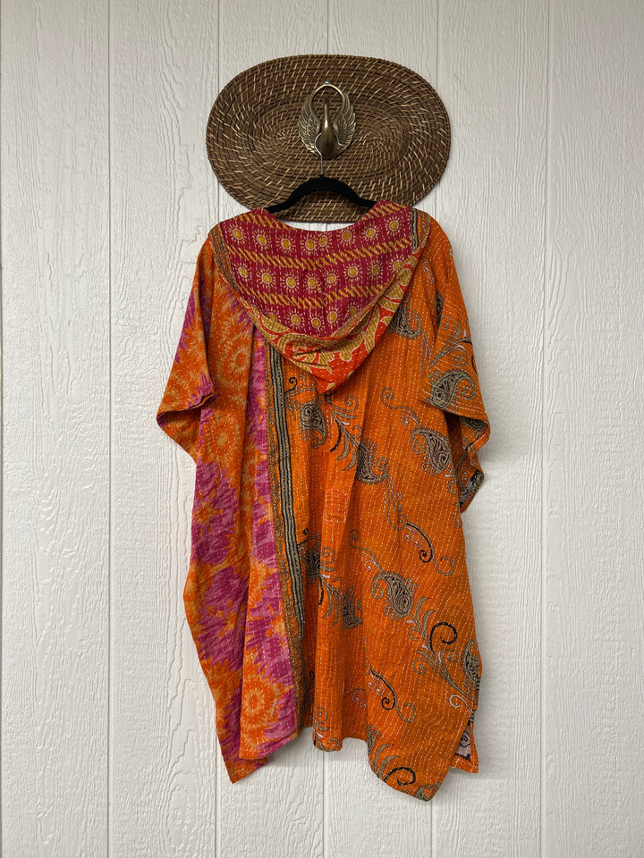 Peace and Love Poncho 0425 177