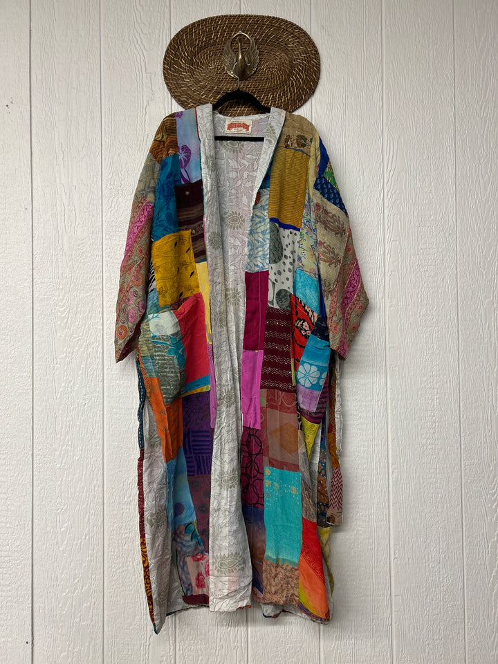 RETAIL Majestic Goddess Kimono 0925 036