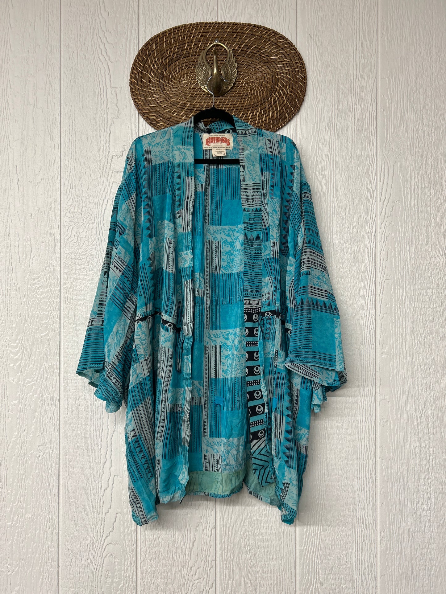 Dreamweaver Shortie Kimono 1025 138