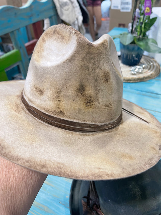 Pops Distressed Fedora 1026 001